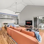 Atelier By Kozystay - Artistic Villa In Sanur